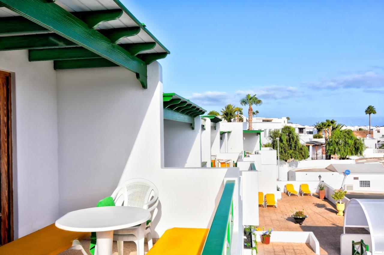Apartamentos Isabel Puerto del Carmen  Exteriör bild